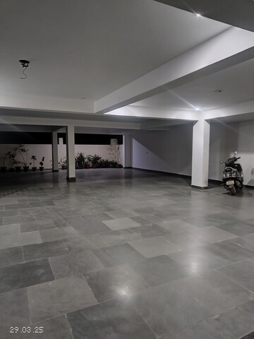Parking in 3 BHK Builder Floor at Sector 47 – for Rent