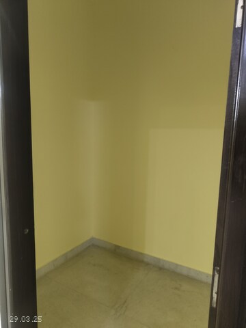 Bedroom in 3 BHK Builder Floor at Sector 47 – for Rent