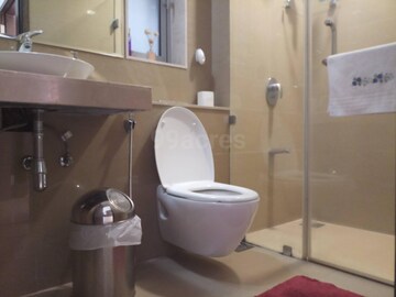 Bathroom in 3 BHK Apartment at Oberoi Exquisite Goregaon, Goregaon East – for Rent