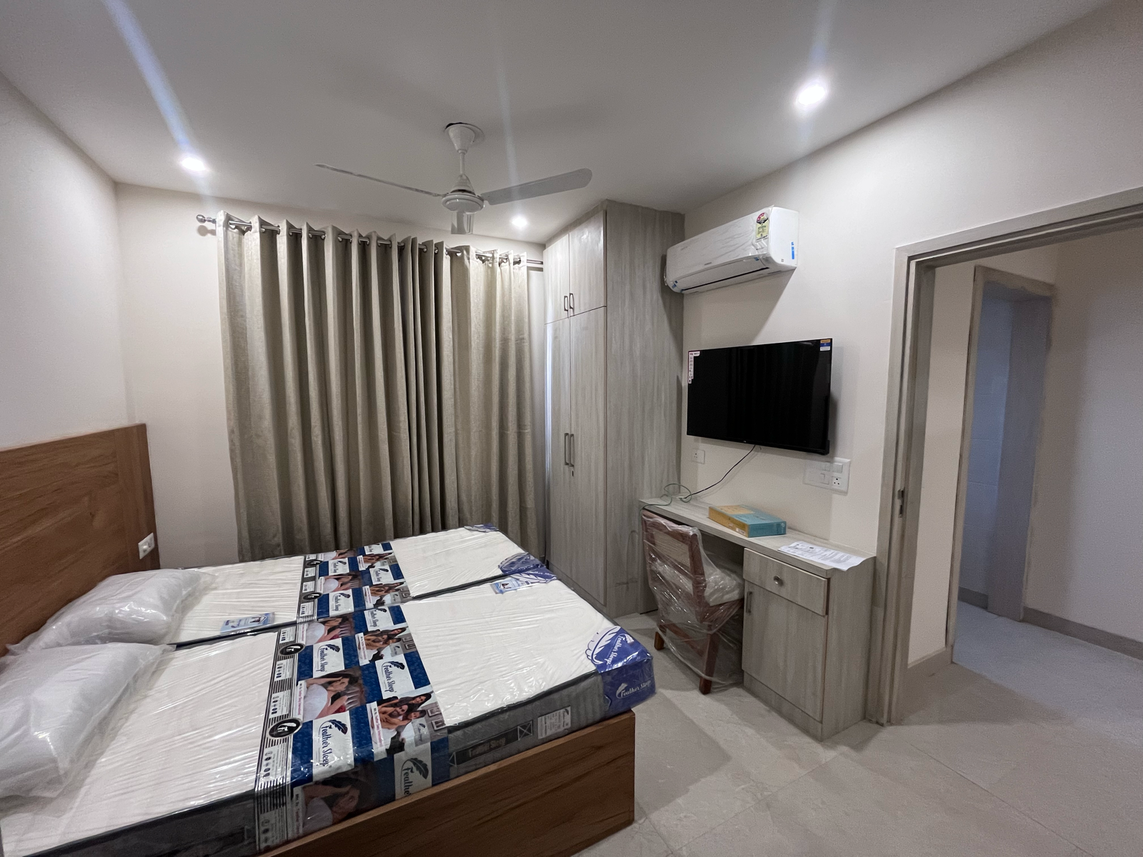 1 BHK + Extra Room Builder Floor For Rent in Sector 42 Gurgaon