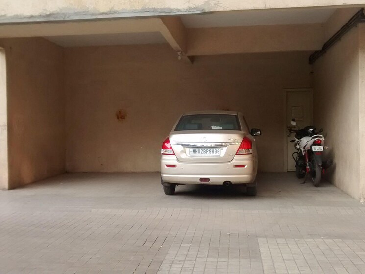  Parking, lakshachandi-heights 2 Bedroom 1110 Sq.Ft. Apartment In Goregaon East Mumbai 8446378