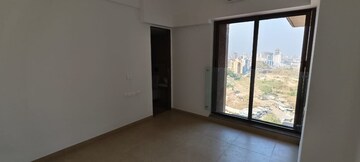 Room in 3 BHK Apartment at Kanakia Silicon Valley, Powai – for Rent