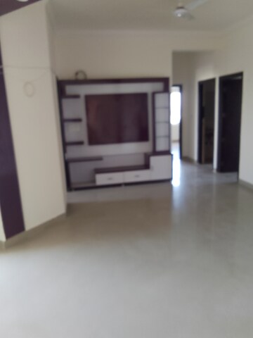3 BHK Apartment For Rent in Ramprastha Awho, Sector 95