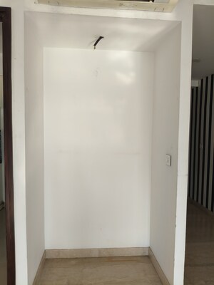  2 BHK Apartment at Lodha Venezia, Parel – for Sale