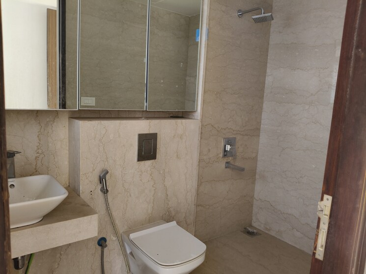 Attached Bathroom, lodha-venezia 2 Bedroom 850 Sq.Ft. Apartment In Parel Mumbai 8446466
