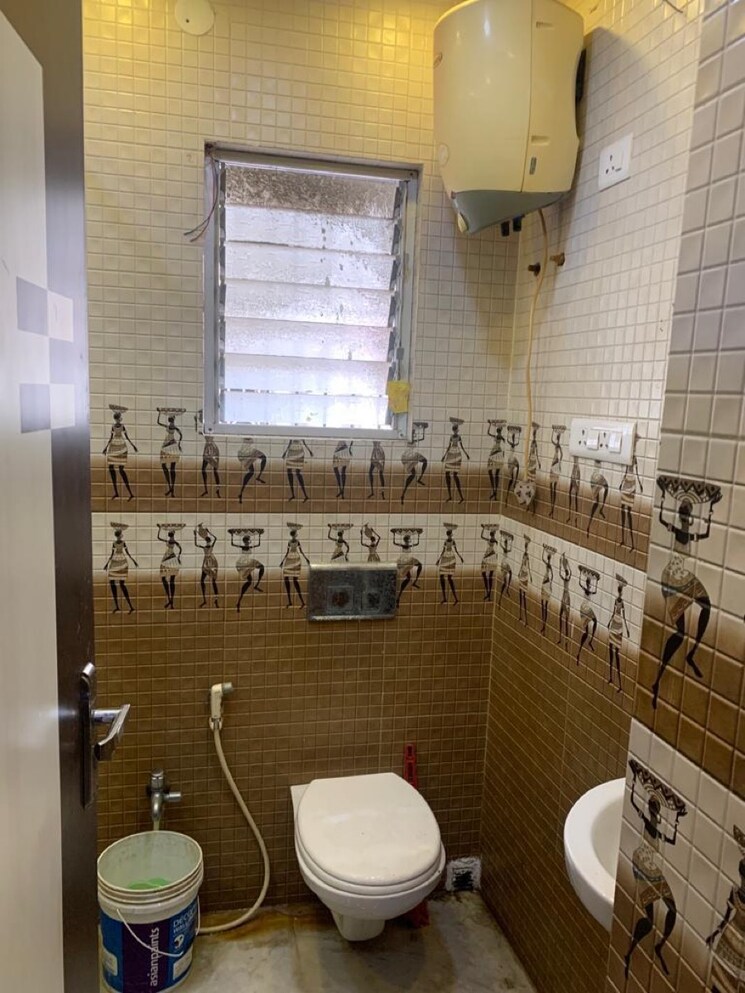 Bathroom, sreebhumi 2 Bedroom 650 Sq.Ft. Builder Floor In Sreebhumi Kolkata 8445956