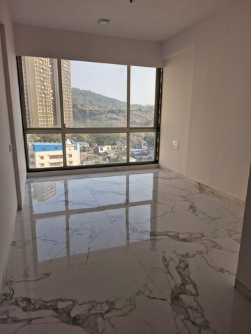 Room in 4 BHK Apartment at Powai – for Sale