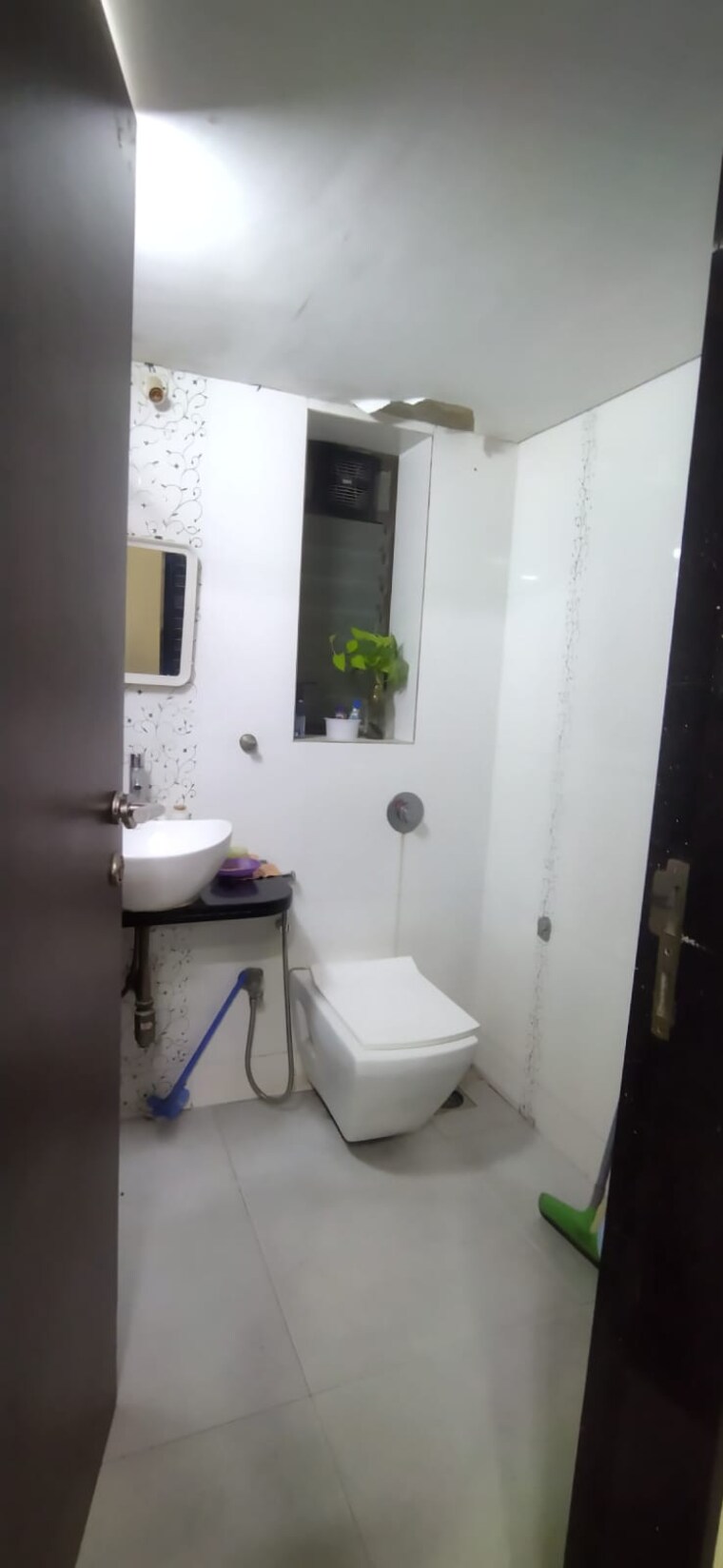 Bathroom, sunbeam-apartments-powai 1 Bedroom 610 Sq.Ft. Apartment In Powai Mumbai 8446554