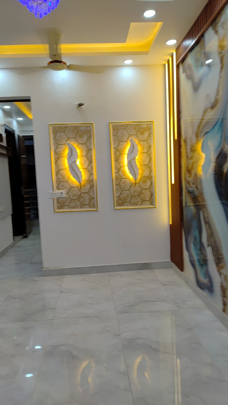 Cover Image, mohan garden 2 Bedroom 60 Sq.Yd. Builder Floor In Mohan Garden Delhi 8446591