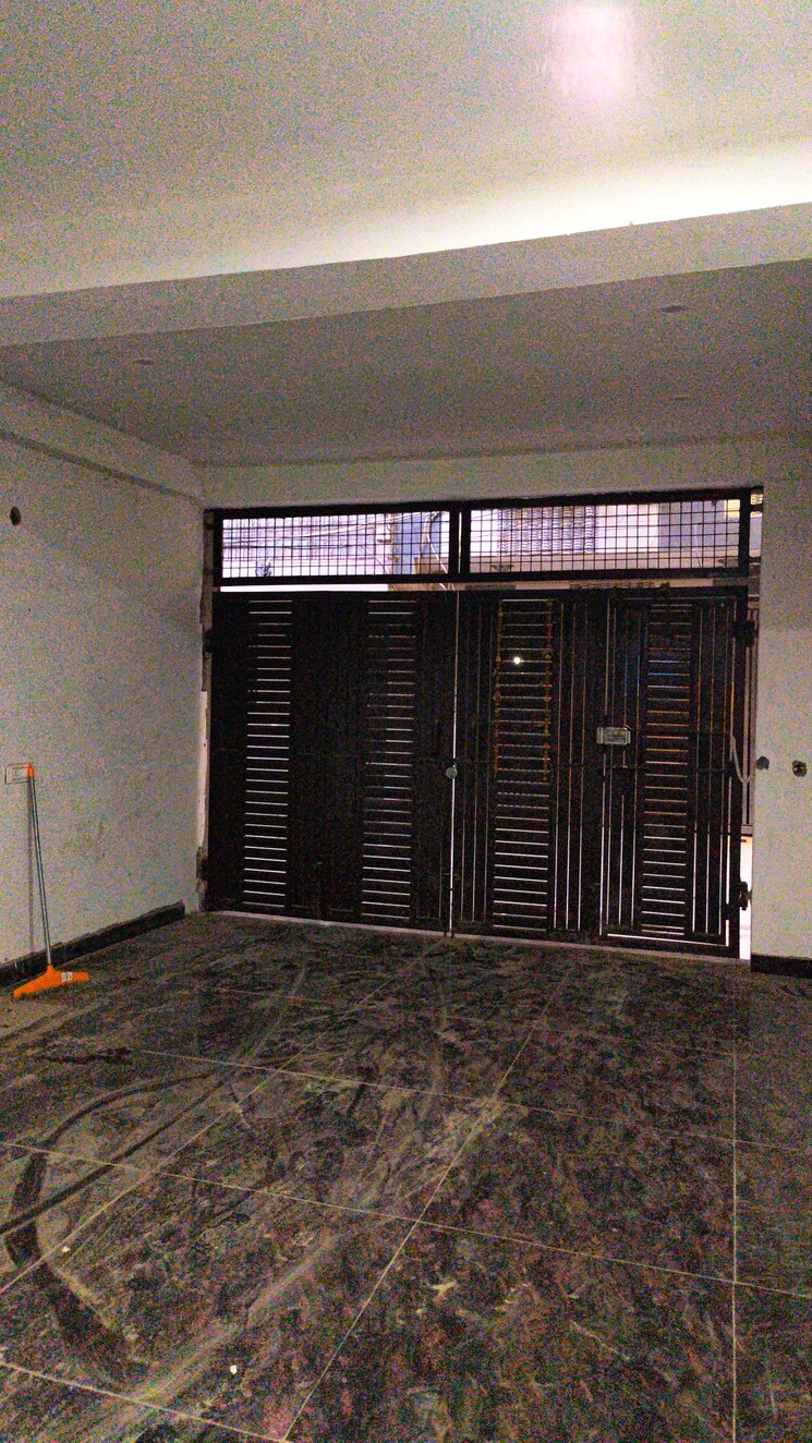 Exterior View, mohan garden 2 Bedroom 60 Sq.Yd. Builder Floor In Mohan Garden Delhi 8446591