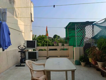 2 BHK Builder Floor – Exterior View View at Kalkaji - for Rent