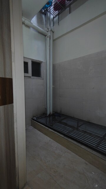 Balcony in 3 BHK Builder Floor at Gulmohar lane Welfare Association, Vaishali Sector 2 – for Rent