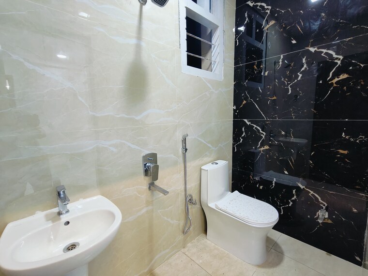 Bathroom, mahatma gandhi inner ring road 3 Bedroom 2200 Sq.Ft. Apartment In Mahatma Gandhi Inner Ring Road Guntur 8446609