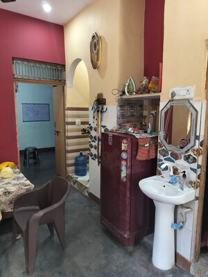 Master Bedroom in 2 BHK Independent House at Vijay Nagar – for Sale