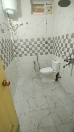 Bathroom in 3 BHK Apartment at Amigo Lake View, Thanisandra Main Road – for Sale