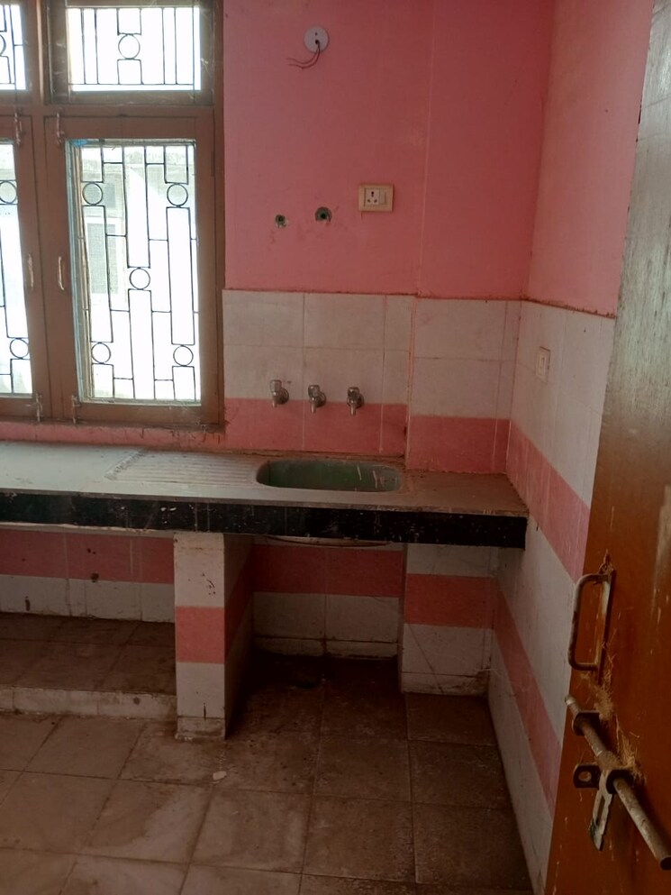 Kitchen, hig-apartments 3 Bedroom 120 Sq.Mt. Apartment In Omicron I Greater Noida Greater Noida 8446663