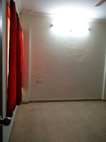 Room in 2 BHK Apartment at SSD Sai Dreams, Pimple Saudagar – for Rent