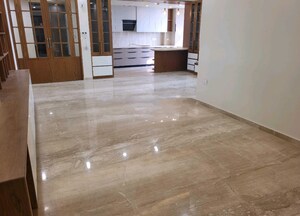 Room in 3 BHK Apartment at Mahagun Mezzaria, Sector 78 – for Sale