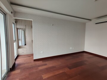 Room in 3.5 BHK Apartment at Karle Zenith Residence, Nagavara – for Rent