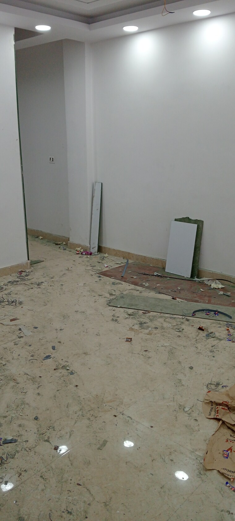 Room, govindpuri 3 Bedroom 910 Sq.Ft. Builder Floor In Govindpuri Delhi 8446753