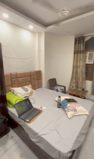 Master Bedroom in 2 BHK Builder Floor at Rohini Sector 8 – for Rent