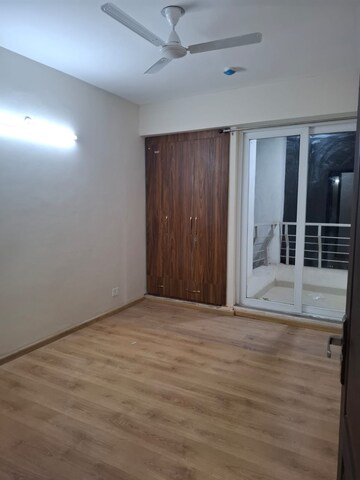 Room in 3 BHK Apartment at Lotus Panache, Sector 110 – for Rent