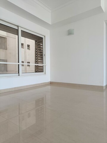 Room in 2 BHK Apartment at Jaypee Greens Pavilion Heights 2, Sector 128 – for Rent