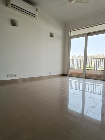 Room in 2 BHK Apartment at Jaypee Greens Pavilion Heights 2, Sector 128 – for Rent