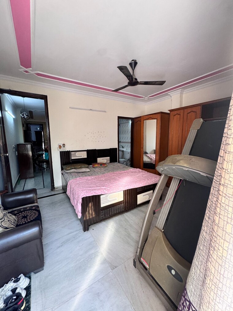 Kitchen, kalkaji 2.5 Bedroom 200 Sq.Yd. Builder Floor In Kalkaji Delhi 8446875