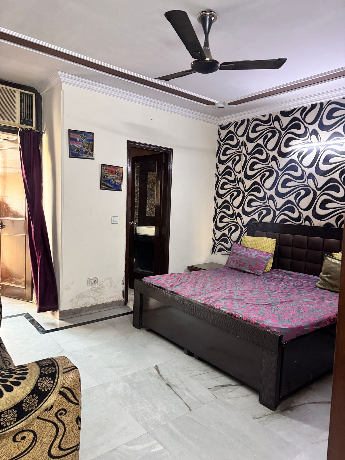 2.5 BHK + Extra Room Builder Floor For Sale in Kalkaji
