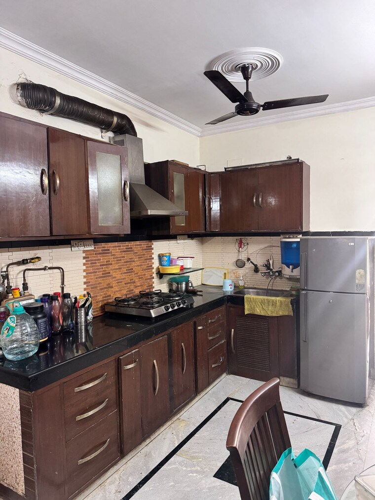 Kitchen, kalkaji 2.5 Bedroom 200 Sq.Yd. Builder Floor In Kalkaji Delhi 8446875