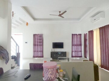 Living Room in 3 BHK Apartment at Shiv Tirth Building, Kothrud – for Rent