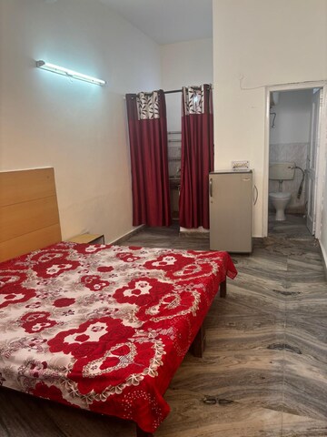 Bedroom in 1 RK Builder Floor at RWA Apartments Sector 50, Sector 50 – for Rent