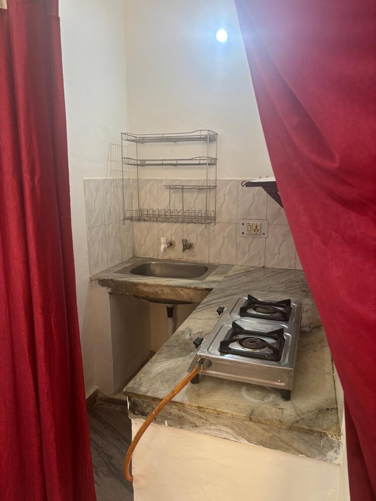 undefined, rwa-apartments-sector-50 1 RK 550 Sq.Ft. Builder Floor In Sector 50 Noida 8446967