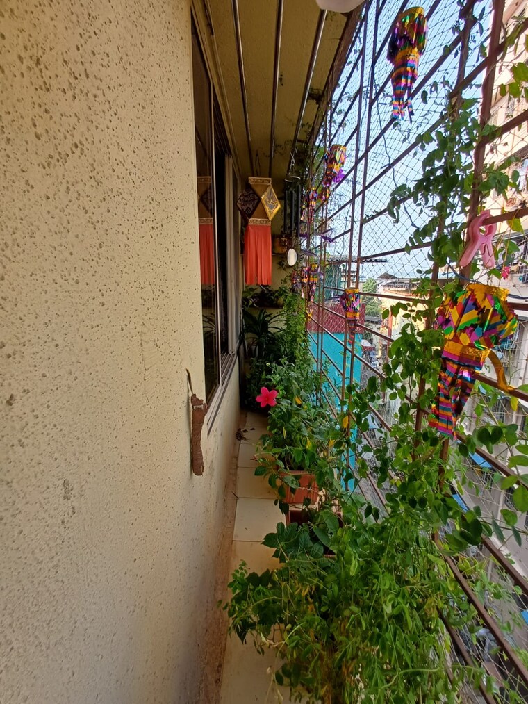 Balcony, sahaj-mitra-chs 2 Bedroom 900 Sq.Ft. Apartment In Kalwa Thane 8447047