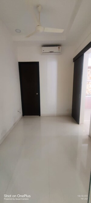 Room in 5 BHK Apartment at Lodha Bellezza Sky Villas, Kukatpally – for Sale