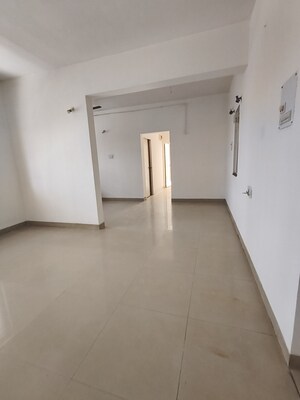Room in 2 BHK Apartment at Kumar Primavera, Wadgaon Sheri – for Sale