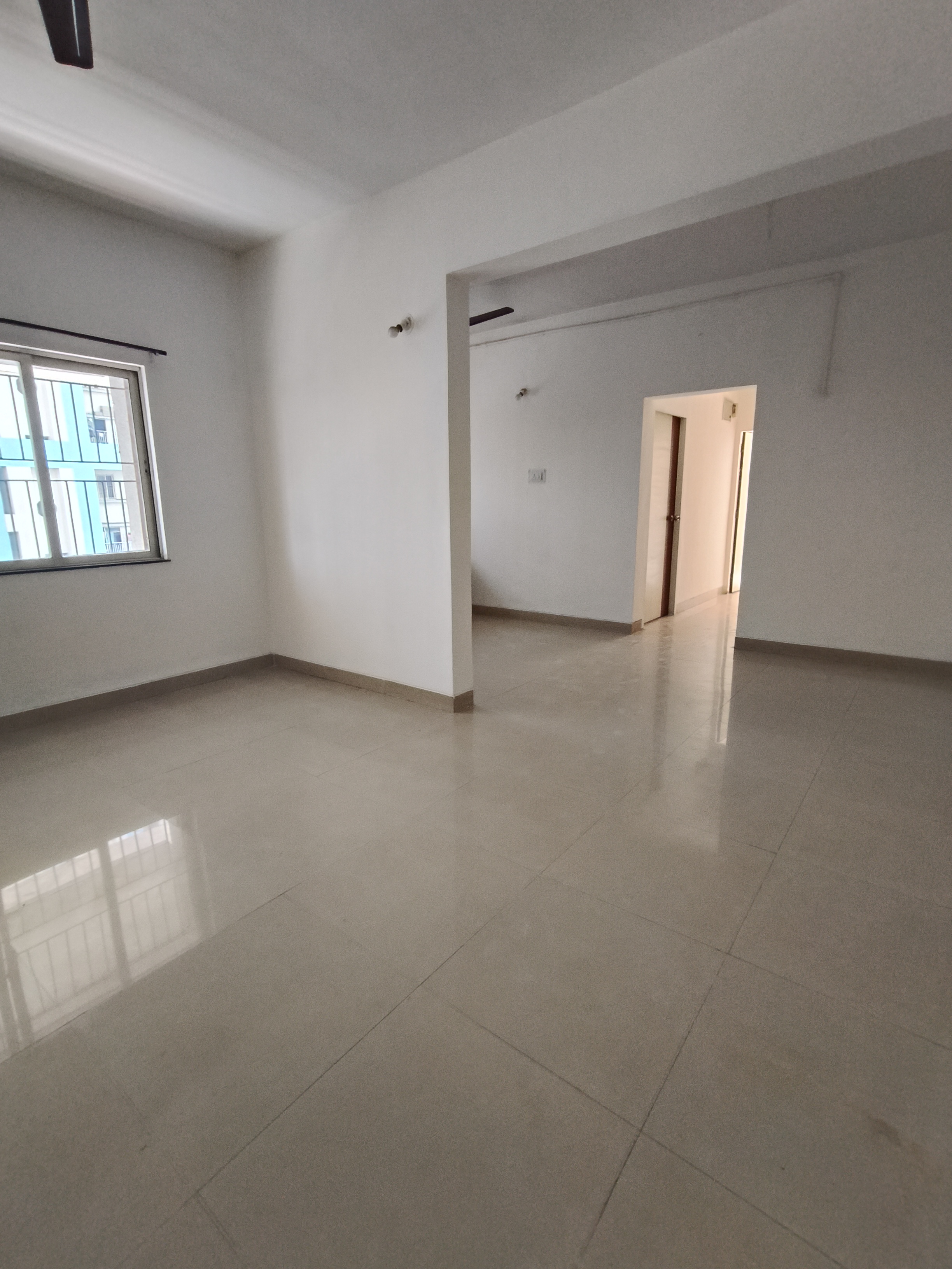 2 BHK Apartment For Sale in Kumar Primavera