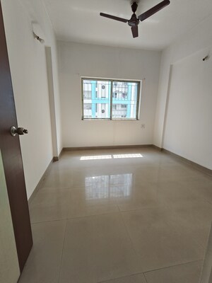 Room in 2 BHK Apartment at Kumar Primavera, Wadgaon Sheri – for Sale