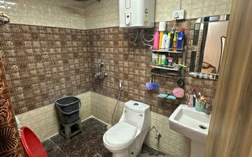 3 BHK Apartment For Rent in Uninav Heights Phase I, Raj Nagar Extension