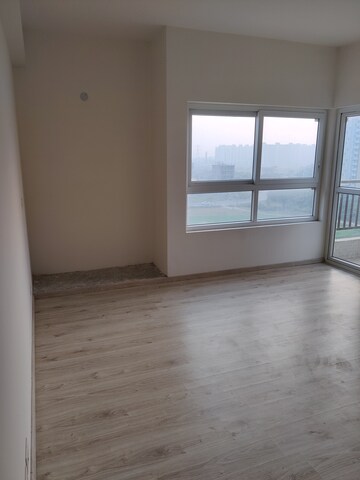 Room in 3 BHK Apartment at Adani M2K Oyster Grande, Sector 102 – for Rent