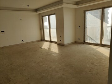 Room in 3 BHK Apartment at Adani M2K Oyster Grande, Sector 102 – for Rent