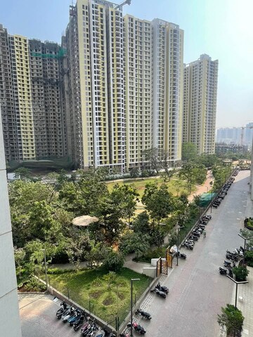 1 BHK Apartment For Rent in Runwal Gardens, Dombivli East
