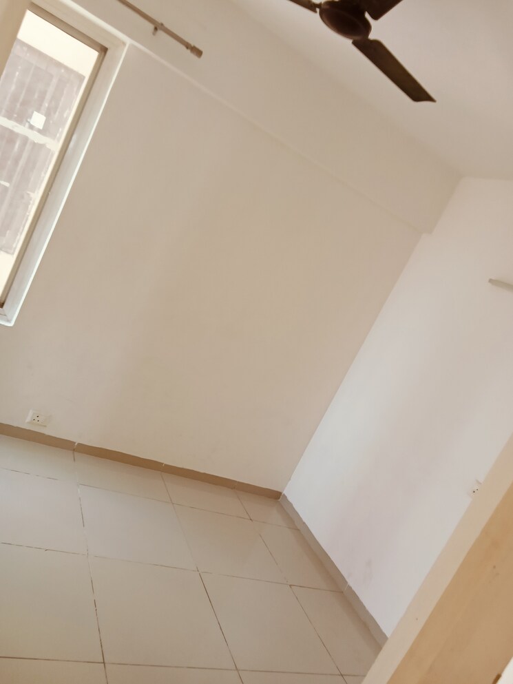 Room, wave-dream-homes 2 Bedroom 808 Sq.Ft. Apartment In Wave City Ghaziabad 8447133