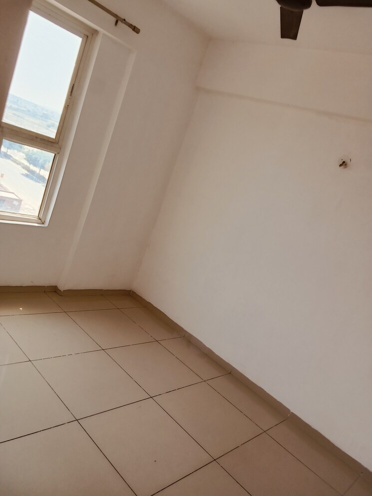 Room, wave-dream-homes 2 Bedroom 808 Sq.Ft. Apartment In Wave City Ghaziabad 8447133