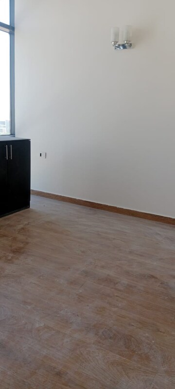 Room in 3.5 BHK Apartment at BPTP Park Prime, Sector 66 – for Rent