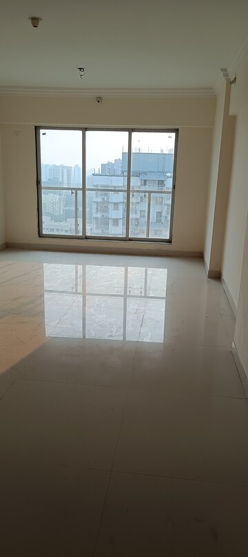 2 BHK Apartment For Rent in Amann Solitaire, Borivali West