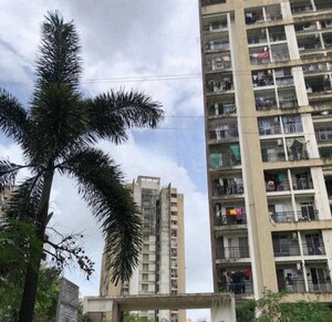 1.5 BHK Apartment – Exterior View View at Rosa Gardenia, Ghodbunder Road - for Sale