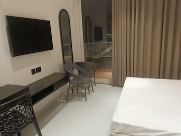Studio Apartment For Rent in Gaur City Center, Sector 4, Greater Noida
