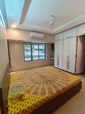 Bedroom in 2 BHK Apartment at Greenwoods CHS, Andheri East – for Rent
